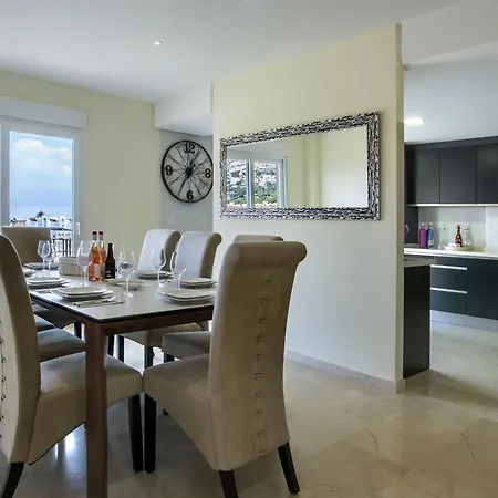 Appartement Jardines Dels Furs